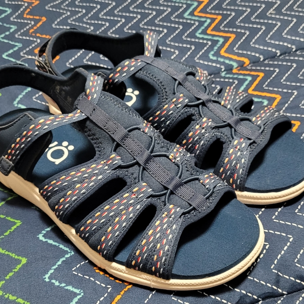 NWT Ryka Sandals